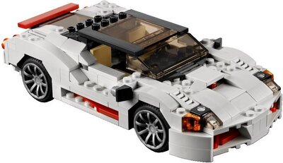 Alle Details zum LEGO-Set Autobahnflitzer und ähnlichen Sets