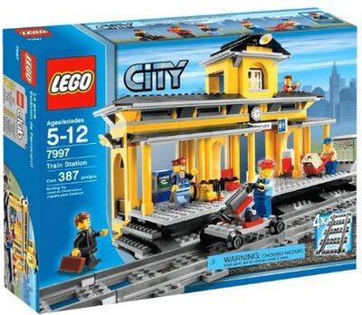 Alle Details zum LEGO-Set Bahnhof (2007er Version) und ähnlichen Sets