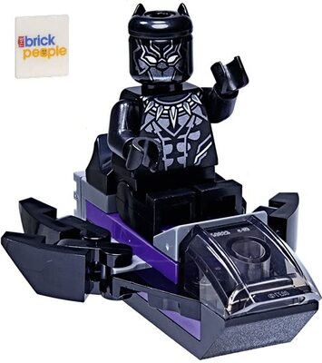 Black Panther mit Royal Talon Fighter und Black Cape bei Amazon bestellen