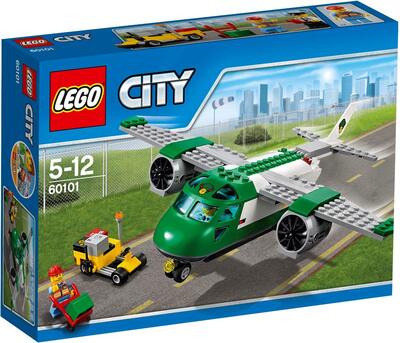 Alle Details zum LEGO-Set Flughafen-Frachtflugzeug und ähnlichen Sets