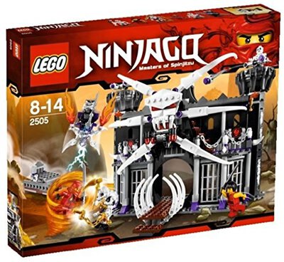 Garmadon's Dark Fortress bei Amazon bestellen