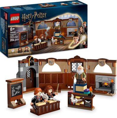 Alle Details zum LEGO-Set Hogwarts Castle: Charms Class und ähnlichen Sets