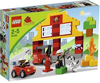 Alle Details zum LEGO-Set Meine Erste Feuerwehrwache und ähnlichen Sets