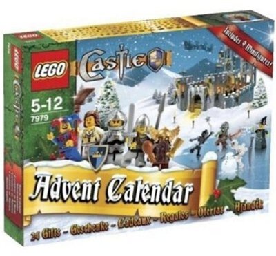 Alle Details zum LEGO-Set Mittelalter Castle Adventskalender (2008er Version) und ähnlichen Sets