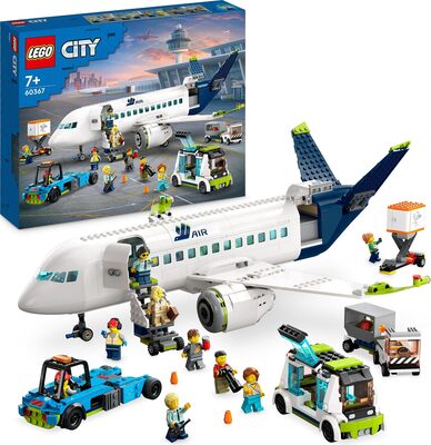 Alle Details zum LEGO-Set Passagierflugzeug (2023er Version) und ähnlichen Sets