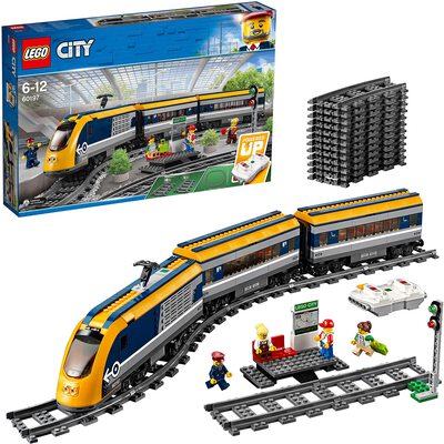 Alle Details zum LEGO-Set Personenzug (2018er Version) und ähnlichen Sets
