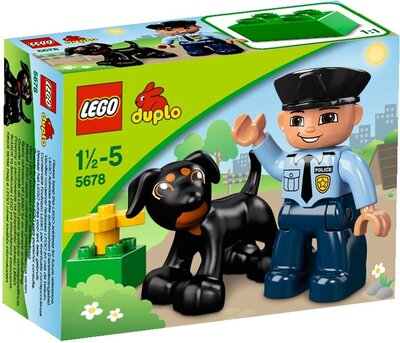 Polizist mit Polizeihund bei Amazon bestellen